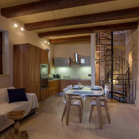 Holiday home Suantrai - Cosy House Of Character *